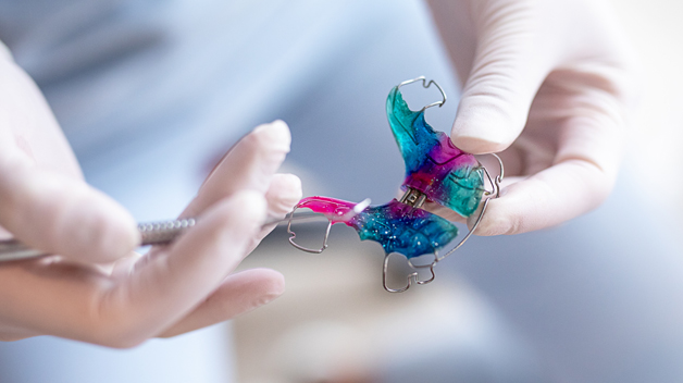 Adjusting Dental Orthodontic